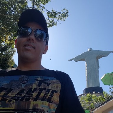 JLAYOS