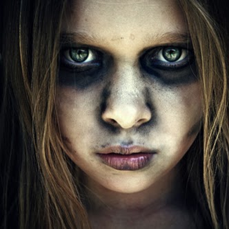 Living Ded Girl 13